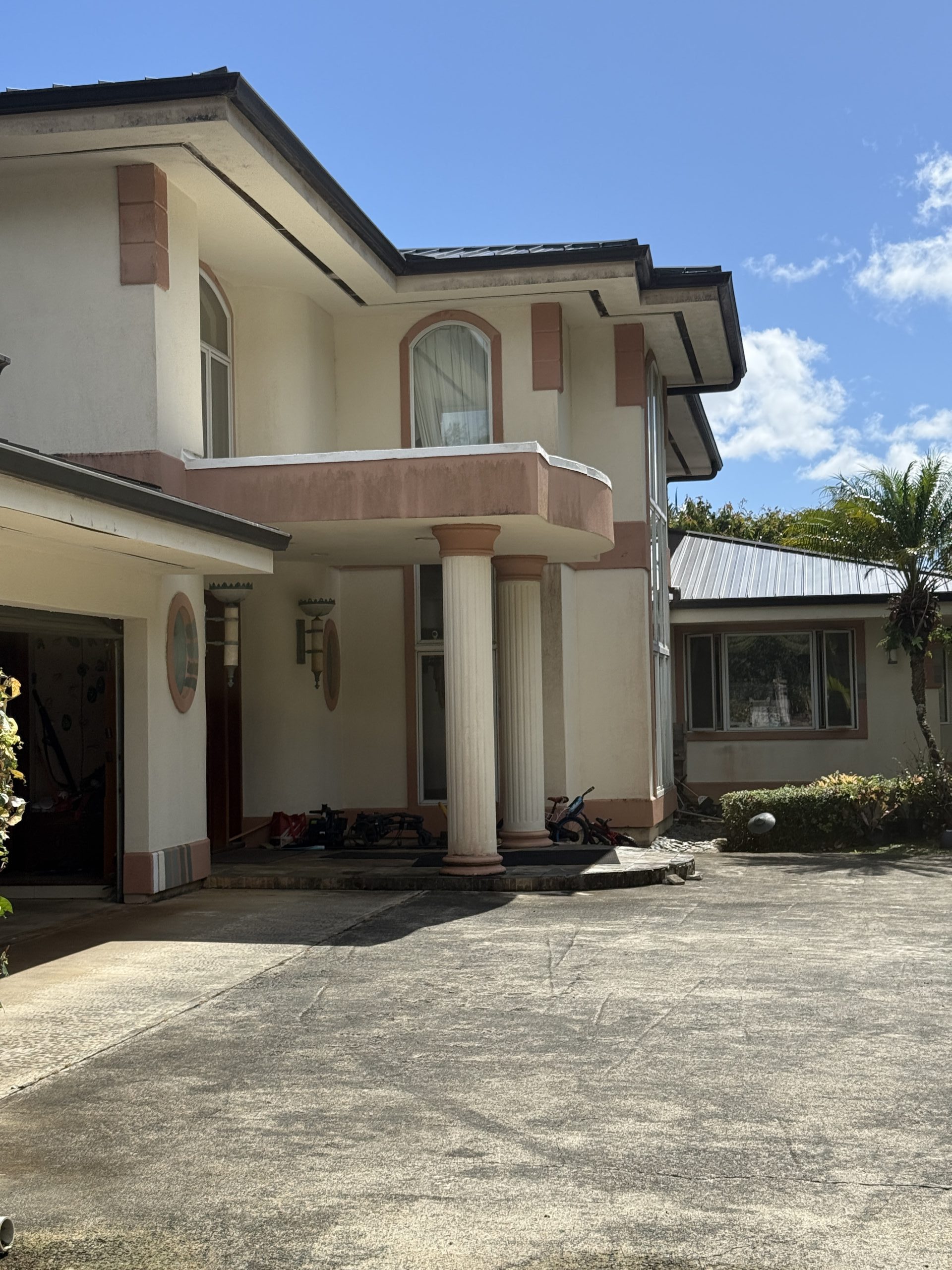 property-img