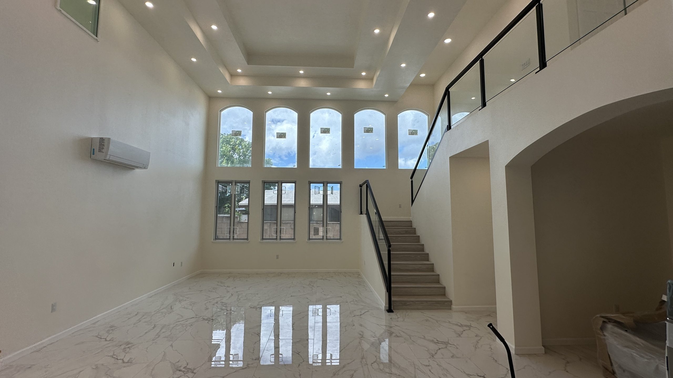 property-img