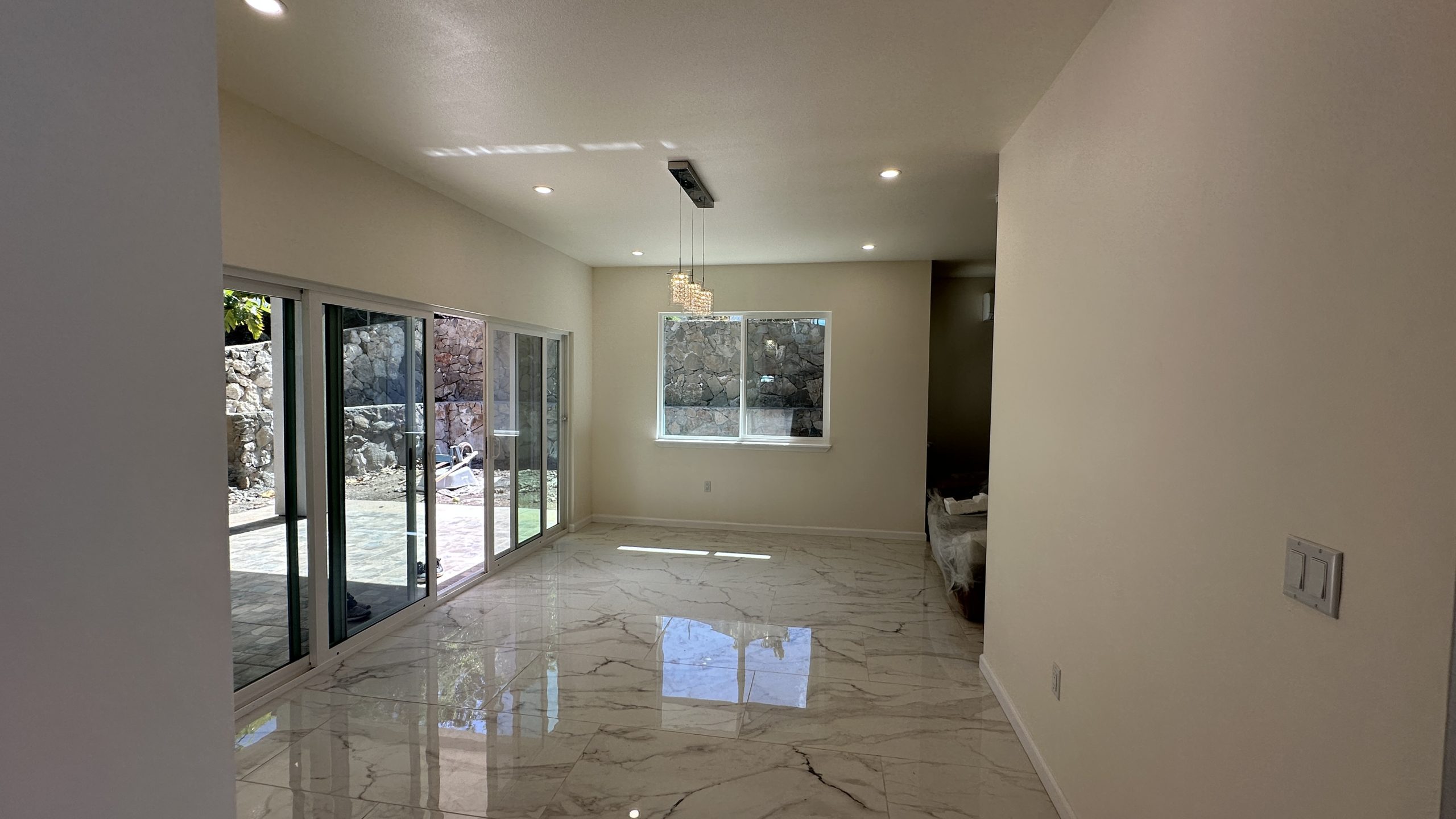 property-img