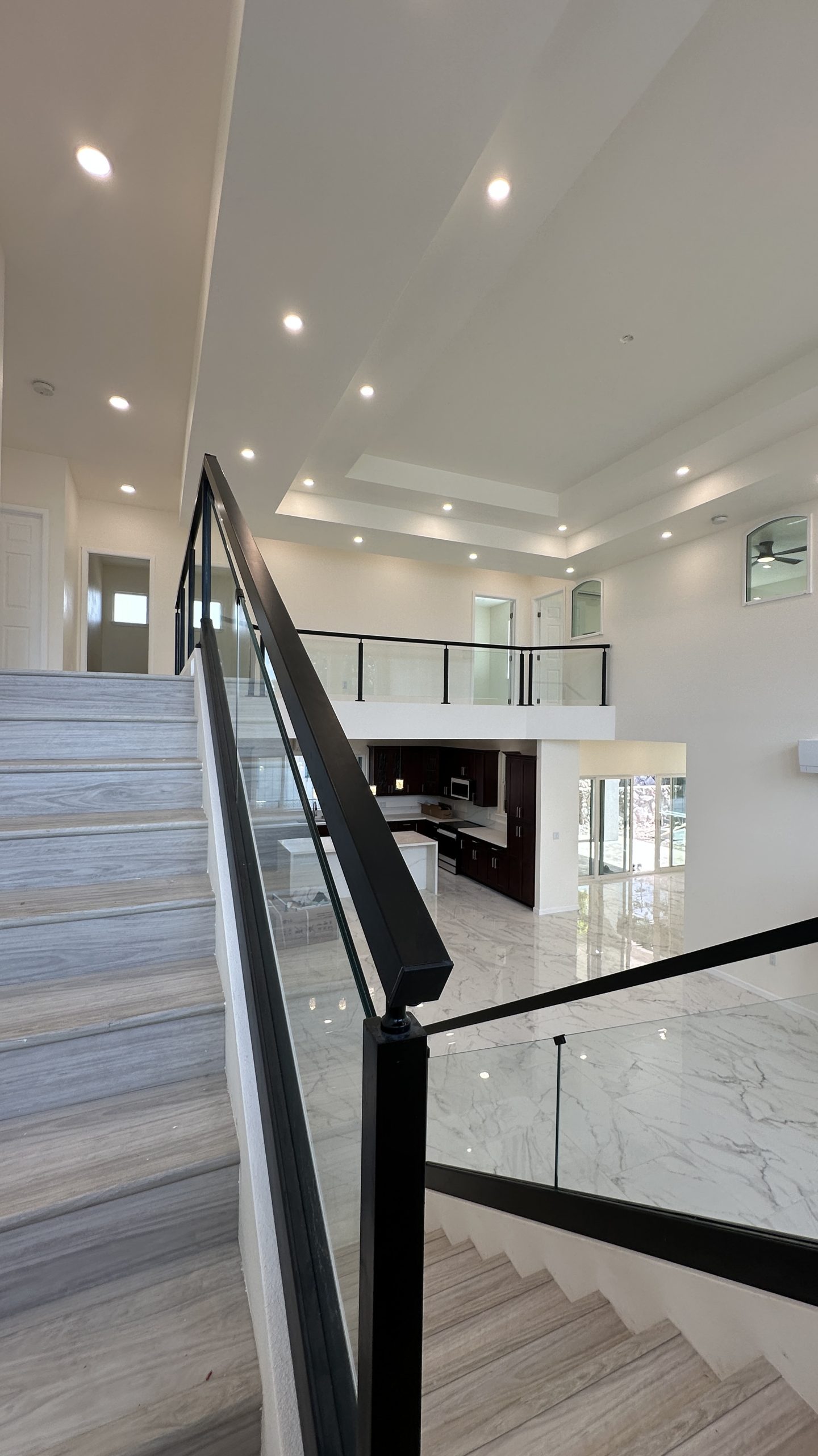property-img