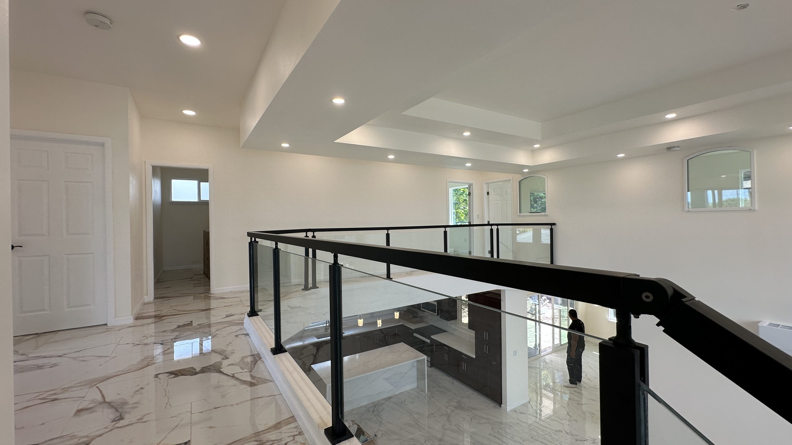 property-img