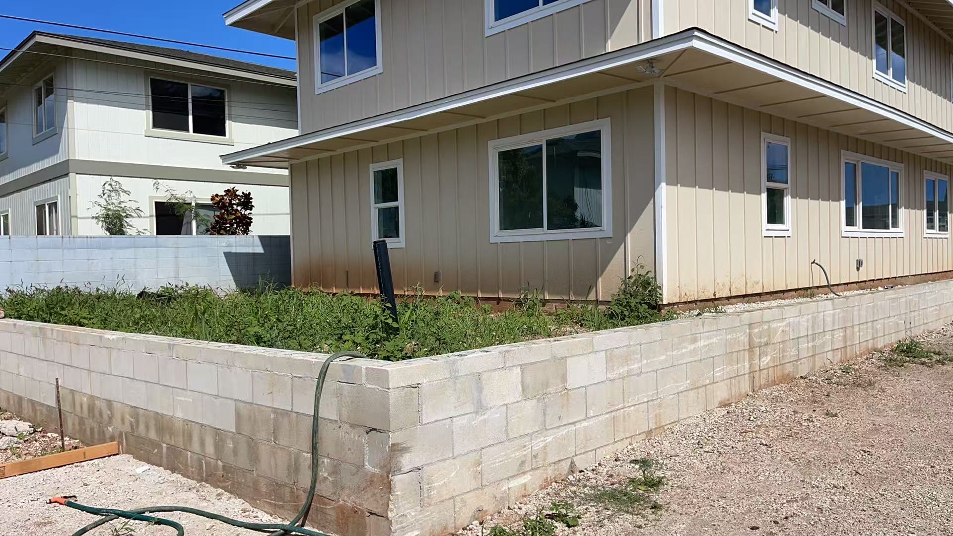 property-img